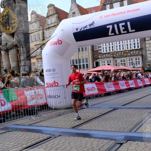 13.09.2026 - 21. swb-Marathon Bremen Tim E. http://msf.ph/oto/10370180 13.09.2026 13:07:51 Ziel 819, 2135, 2706, 4743, 4990, 5570, 5976, 7803, 8060, 8098, 8467, 8611, 8737, 9035 meine-sportfotos.de