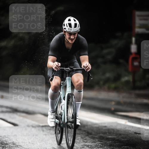 13.09.2026 - Stadtparktriathlon H.Heesch http://msf.ph/oto/10370227 13.09.2026 12:05:38 Radfahren 918, 920, 954, 970, 1009, 1037 meine-sportfotos.de