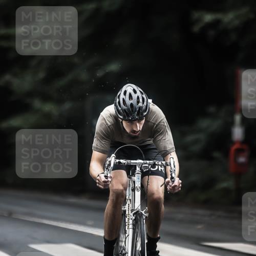 13.09.2026 - Stadtparktriathlon H.Heesch http://msf.ph/oto/10370235 13.09.2026 13:23:38 Radfahren 1286, 1317, 1423, 1434, 1440, 1470, 1525, 1529 meine-sportfotos.de