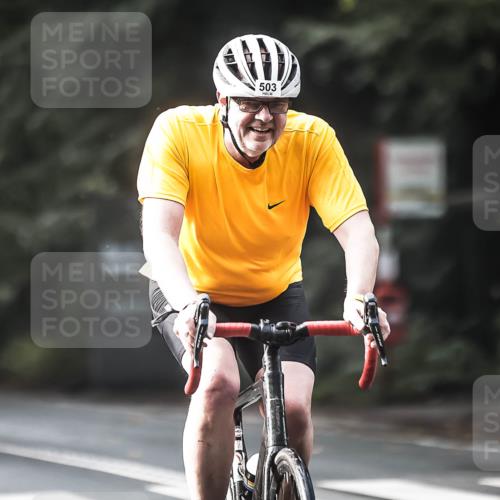 13.09.2026 - Stadtparktriathlon H.Heesch http://msf.ph/oto/10370237 13.09.2026 10:49:34 Radfahren 409, 496, 503, 560 meine-sportfotos.de