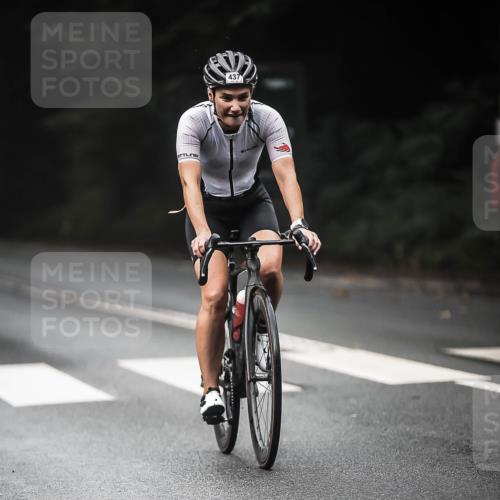 13.09.2026 - Stadtparktriathlon H.Heesch http://msf.ph/oto/10370250 13.09.2026 10:19:46 Radfahren 260, 267, 402, 406, 437, 439 meine-sportfotos.de