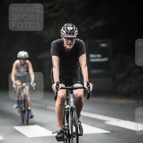 13.09.2026 - Stadtparktriathlon H.Heesch http://msf.ph/oto/10370285 13.09.2026 10:19:48 Radfahren 267, 402, 406, 437, 439 meine-sportfotos.de
