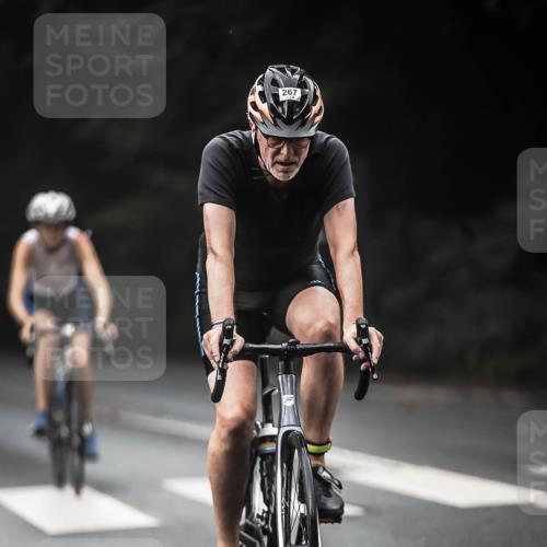 13.09.2026 - Stadtparktriathlon H.Heesch http://msf.ph/oto/10370296 13.09.2026 10:19:48 Radfahren 267, 402, 406, 437, 439 meine-sportfotos.de