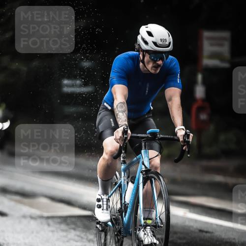 13.09.2026 - Stadtparktriathlon H.Heesch http://msf.ph/oto/10370303 13.09.2026 12:05:42 Radfahren 899, 918, 920, 954, 970, 980, 1009, 1037 meine-sportfotos.de