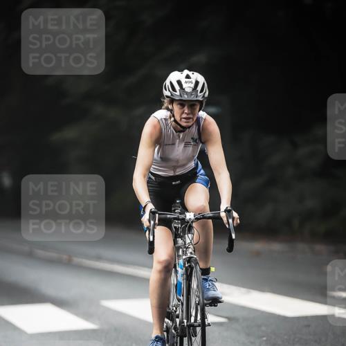 13.09.2026 - Stadtparktriathlon H.Heesch http://msf.ph/oto/10370311 13.09.2026 10:19:49 Radfahren 267, 323, 402, 406, 437, 439 meine-sportfotos.de