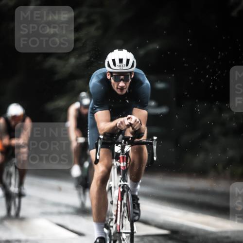 13.09.2026 - Stadtparktriathlon H.Heesch http://msf.ph/oto/10370316 13.09.2026 12:05:42 Radfahren 899, 918, 920, 954, 970, 980, 1009, 1037 meine-sportfotos.de