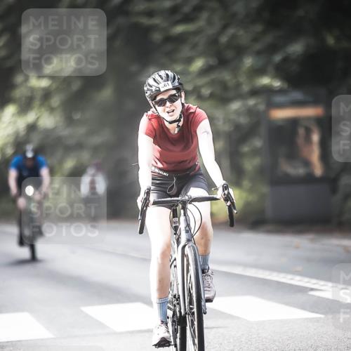 13.09.2026 - Stadtparktriathlon H.Heesch http://msf.ph/oto/10370335 13.09.2026 10:49:42 Radfahren 409, 442, 457, 461, 554 meine-sportfotos.de