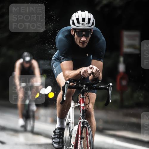 13.09.2026 - Stadtparktriathlon H.Heesch http://msf.ph/oto/10370338 13.09.2026 12:05:43 Radfahren 899, 918, 920, 954, 970, 980, 999, 1009, 1037, 1065 meine-sportfotos.de