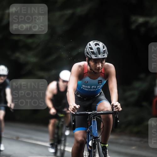 13.09.2026 - Stadtparktriathlon H.Heesch http://msf.ph/oto/10370342 13.09.2026 13:24:07 Radfahren 1199, 1289, 1351, 1426, 1446, 1450, 1452, 1485, 1508 meine-sportfotos.de