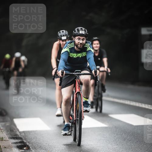 13.09.2026 - Stadtparktriathlon H.Heesch http://msf.ph/oto/10370350 13.09.2026 10:19:55 Radfahren 273, 323, 328, 377, 406, 414, 434 meine-sportfotos.de