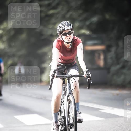 13.09.2026 - Stadtparktriathlon H.Heesch http://msf.ph/oto/10370355 13.09.2026 10:49:42 Radfahren 409, 442, 457, 461, 554 meine-sportfotos.de