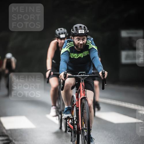 13.09.2026 - Stadtparktriathlon H.Heesch http://msf.ph/oto/10370368 13.09.2026 10:19:55 Radfahren 273, 323, 328, 377, 406, 414, 434 meine-sportfotos.de