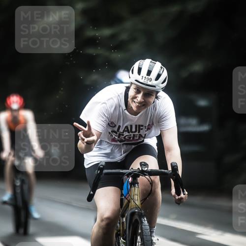 13.09.2026 - Stadtparktriathlon H.Heesch http://msf.ph/oto/10370369 13.09.2026 13:24:09 Radfahren 1199, 1289, 1351, 1426, 1446, 1450, 1452, 1465, 1485, 1501, 1508 meine-sportfotos.de
