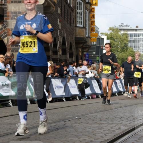 13.09.2026 - 21. swb-Marathon Bremen Strokosch-Dieckow http://msf.ph/oto/10370441 13.09.2026 11:01:09 Ziel 10093, 10263, 10306, 10367, 10368, 10753, 10857, 11055, 11162, 11247, 11343, 11359, 11475, 11540, 11556, 11728, 11797, 11804, 11819, 11959, 12006, 12116, 12397, 12428, 12430, 10647, 10648, 10678, 10892, 11260, 11306, 11751, 11796, 11813, 11816, 11969, 11970, 12062, 12245, 12283, 12390, 12391 meine-sportfotos.de