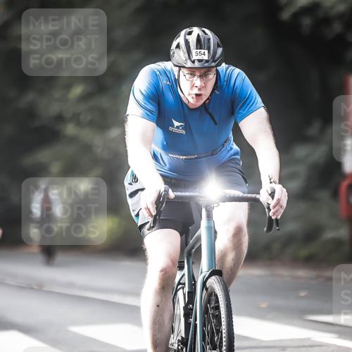 13.09.2026 - Stadtparktriathlon H.Heesch http://msf.ph/oto/10370451 13.09.2026 10:49:45 Radfahren 399, 442, 457, 461, 554 meine-sportfotos.de