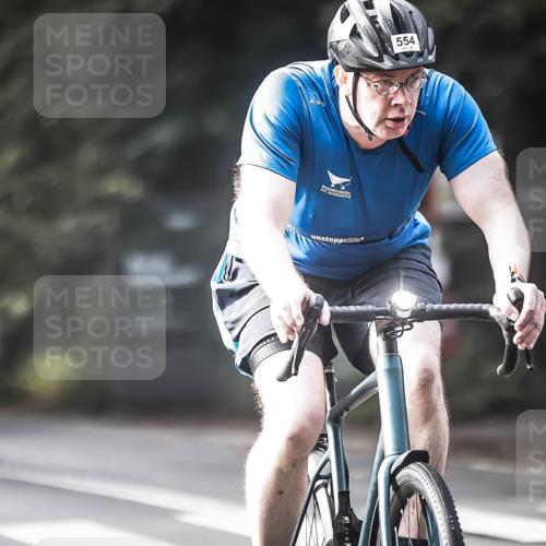 13.09.2026 - Stadtparktriathlon H.Heesch http://msf.ph/oto/10370464 13.09.2026 10:49:45 Radfahren 399, 442, 457, 461, 554 meine-sportfotos.de