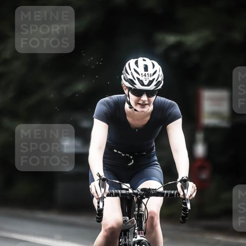 13.09.2026 - Stadtparktriathlon H.Heesch http://msf.ph/oto/10370495 13.09.2026 13:24:21 Radfahren 1410, 1418, 1480, 1494, 1501, 1523 meine-sportfotos.de