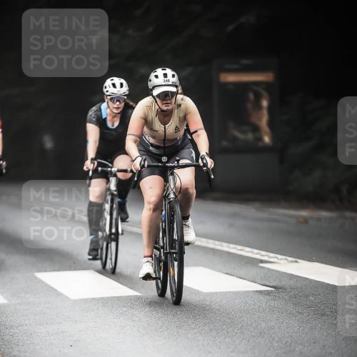 13.09.2026 - Stadtparktriathlon H.Heesch http://msf.ph/oto/10370497 13.09.2026 10:20:06 Radfahren 253, 273, 328, 346, 347, 415, 432 meine-sportfotos.de