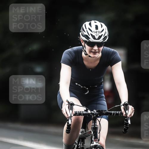 13.09.2026 - Stadtparktriathlon H.Heesch http://msf.ph/oto/10370501 13.09.2026 13:24:21 Radfahren 1410, 1418, 1480, 1494, 1501, 1523 meine-sportfotos.de