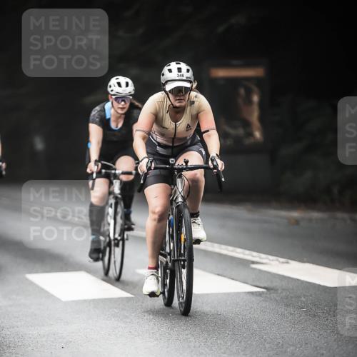 13.09.2026 - Stadtparktriathlon H.Heesch http://msf.ph/oto/10370506 13.09.2026 10:20:06 Radfahren 253, 273, 328, 346, 347, 415, 432 meine-sportfotos.de