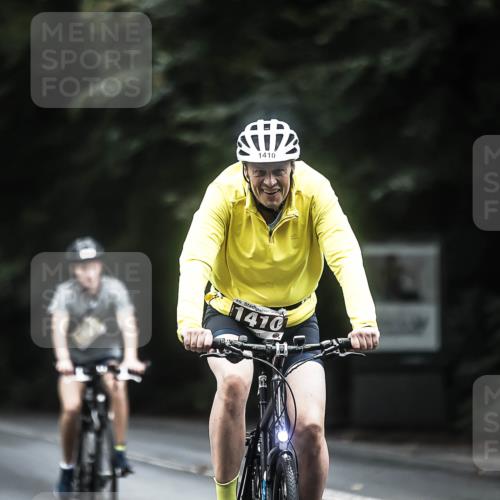 13.09.2026 - Stadtparktriathlon H.Heesch http://msf.ph/oto/10370548 13.09.2026 13:24:26 Radfahren 1410, 1418, 1454, 1480, 1494 meine-sportfotos.de