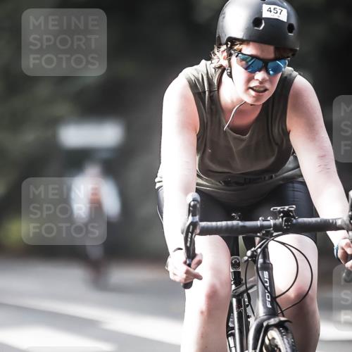 13.09.2026 - Stadtparktriathlon H.Heesch http://msf.ph/oto/10370552 13.09.2026 10:49:49 Radfahren 399, 407, 442, 457, 548, 554 meine-sportfotos.de