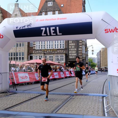 13.09.2026 - 21. swb-Marathon Bremen Tim E. http://msf.ph/oto/10370561 13.09.2026 13:08:02 Ziel 819, 969, 2135, 4732, 4852, 4990, 5570, 5976, 7558, 7803, 8611, 8737, 9035, 9356 meine-sportfotos.de