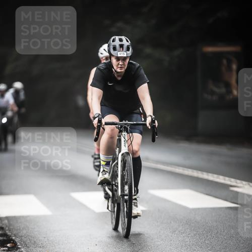 13.09.2026 - Stadtparktriathlon H.Heesch http://msf.ph/oto/10370570 13.09.2026 10:20:11 Radfahren 238, 253, 346, 347, 415, 432 meine-sportfotos.de