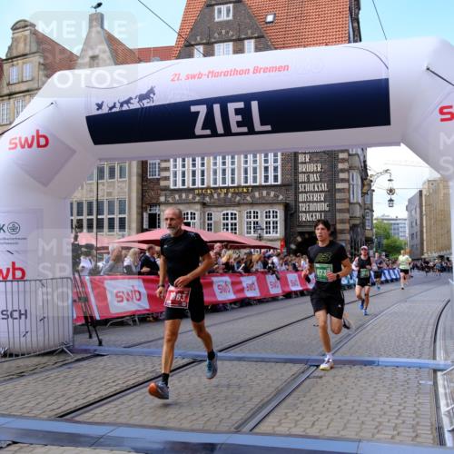 13.09.2026 - 21. swb-Marathon Bremen Tim E. http://msf.ph/oto/10370578 13.09.2026 13:08:03 Ziel 819, 969, 2135, 4732, 4852, 4990, 5570, 5976, 7558, 8611, 8737, 9035, 9356 meine-sportfotos.de