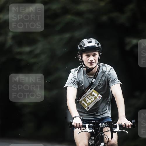 13.09.2026 - Stadtparktriathlon H.Heesch http://msf.ph/oto/10370582 13.09.2026 13:24:28 Radfahren 1410, 1428, 1454, 1480, 1494 meine-sportfotos.de