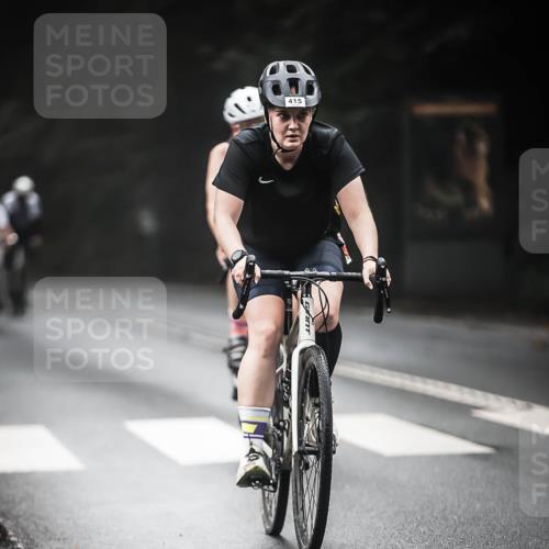 13.09.2026 - Stadtparktriathlon H.Heesch http://msf.ph/oto/10370587 13.09.2026 10:20:11 Radfahren 238, 253, 346, 347, 415, 432 meine-sportfotos.de