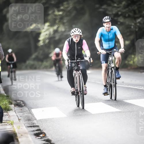 13.09.2026 - Stadtparktriathlon H.Heesch http://msf.ph/oto/10370598 13.09.2026 10:49:51 Radfahren 399, 407, 442, 447, 457, 548, 554 meine-sportfotos.de