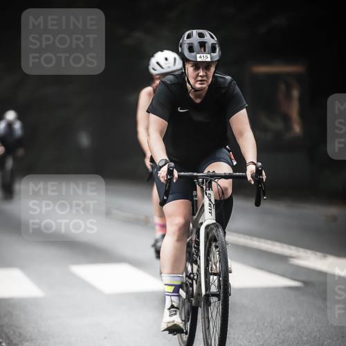 13.09.2026 - Stadtparktriathlon H.Heesch http://msf.ph/oto/10370599 13.09.2026 10:20:11 Radfahren 238, 253, 346, 347, 415, 432 meine-sportfotos.de
