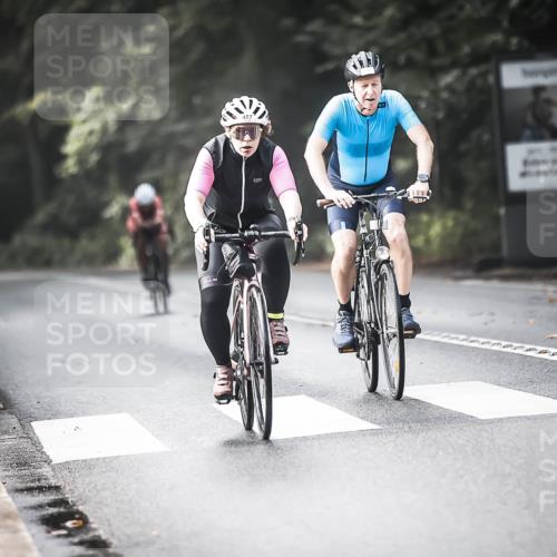 13.09.2026 - Stadtparktriathlon H.Heesch http://msf.ph/oto/10370608 13.09.2026 10:49:52 Radfahren 399, 407, 423, 442, 447, 457, 548 meine-sportfotos.de