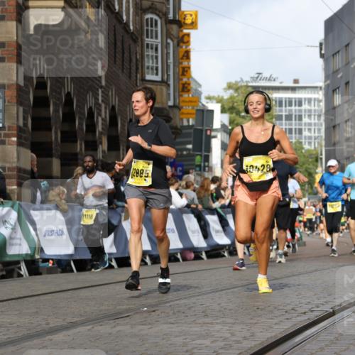 13.09.2026 - 21. swb-Marathon Bremen Strokosch-Dieckow http://msf.ph/oto/10370610 13.09.2026 11:01:11 Ziel 10093, 10263, 10367, 10368, 10428, 10753, 10857, 11055, 11247, 11343, 11359, 11475, 11540, 11556, 11728, 11797, 11804, 11819, 11959, 12006, 12116, 12397, 12428, 10647, 10648, 10678, 11260, 11306, 11459, 11751, 11796, 11813, 11816, 11969, 11970, 12062, 12245, 12283, 12390, 12391 meine-sportfotos.de