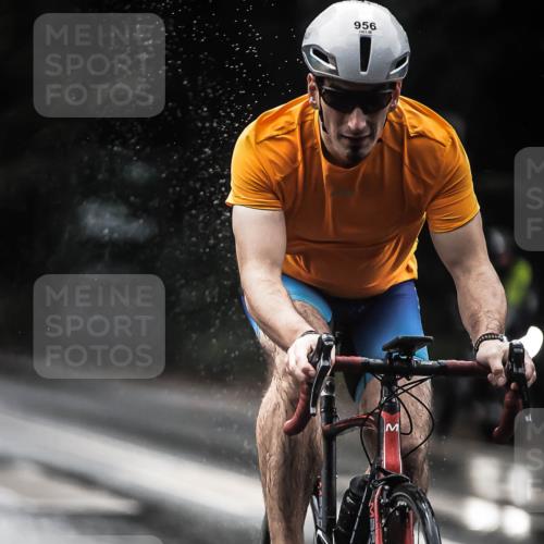 13.09.2026 - Stadtparktriathlon H.Heesch http://msf.ph/oto/10370625 13.09.2026 12:06:10 Radfahren 955, 956, 1024 meine-sportfotos.de