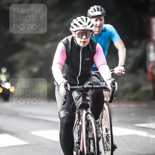 13.09.2026 - Stadtparktriathlon H.Heesch http://msf.ph/oto/10370636 13.09.2026 10:49:53 Radfahren 399, 407, 423, 447, 457, 548 meine-sportfotos.de