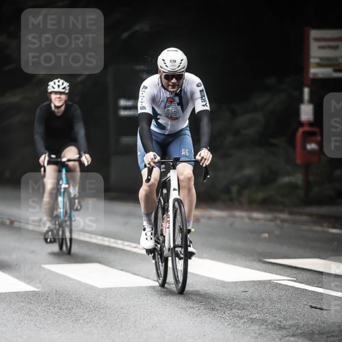 13.09.2026 - Stadtparktriathlon H.Heesch http://msf.ph/oto/10370639 13.09.2026 10:20:16 Radfahren 238, 248, 310, 385, 390, 400, 415, 432, 433, 450 meine-sportfotos.de