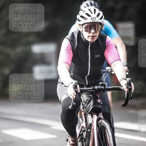 13.09.2026 - Stadtparktriathlon H.Heesch http://msf.ph/oto/10370647 13.09.2026 10:49:53 Radfahren 399, 407, 423, 447, 457, 548 meine-sportfotos.de