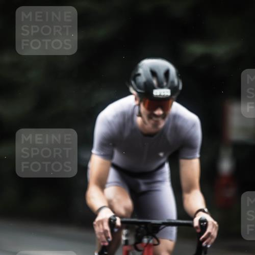 13.09.2026 - Stadtparktriathlon H.Heesch http://msf.ph/oto/10370661 13.09.2026 13:24:38 Radfahren 1359, 1389, 1427, 1428, 1431, 1445, 1502 meine-sportfotos.de