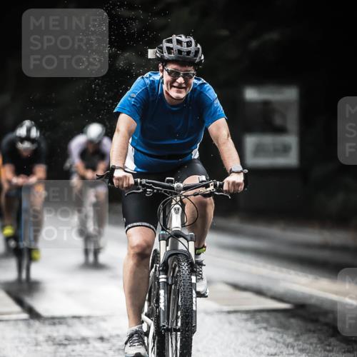 13.09.2026 - Stadtparktriathlon H.Heesch http://msf.ph/oto/10370712 13.09.2026 12:06:18 Radfahren 884, 886, 903, 955, 1007, 1045 meine-sportfotos.de