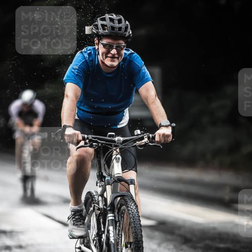 13.09.2026 - Stadtparktriathlon H.Heesch http://msf.ph/oto/10370725 13.09.2026 12:06:18 Radfahren 884, 886, 903, 955, 1007, 1045 meine-sportfotos.de