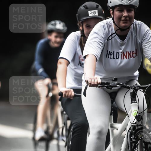 13.09.2026 - Stadtparktriathlon H.Heesch http://msf.ph/oto/10370726 13.09.2026 10:20:20 Radfahren 238, 248, 308, 310, 385, 390, 400, 433, 450 meine-sportfotos.de