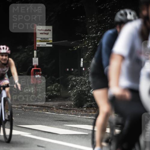 13.09.2026 - Stadtparktriathlon H.Heesch http://msf.ph/oto/10370735 13.09.2026 10:20:20 Radfahren 238, 248, 308, 310, 385, 390, 400, 433, 450 meine-sportfotos.de