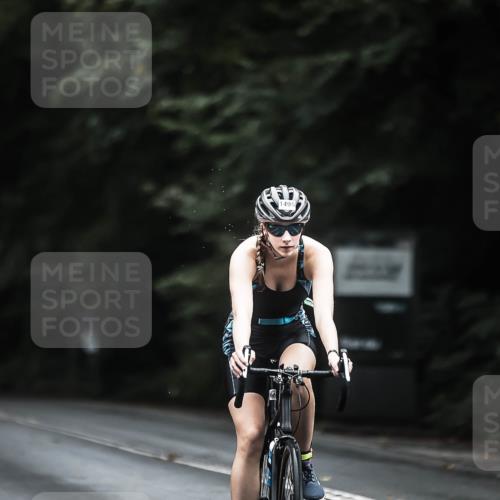 13.09.2026 - Stadtparktriathlon H.Heesch http://msf.ph/oto/10370777 13.09.2026 13:24:53 Radfahren 1330, 1412, 1443, 1462, 1495, 1509 meine-sportfotos.de