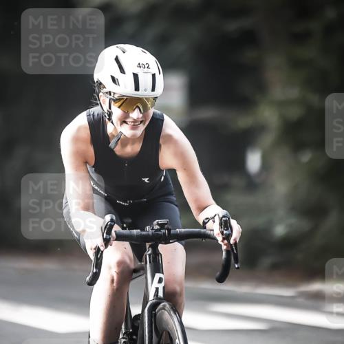 13.09.2026 - Stadtparktriathlon H.Heesch http://msf.ph/oto/10370805 13.09.2026 10:50:09 Radfahren 359, 402, 421, 514, 539, 586 meine-sportfotos.de
