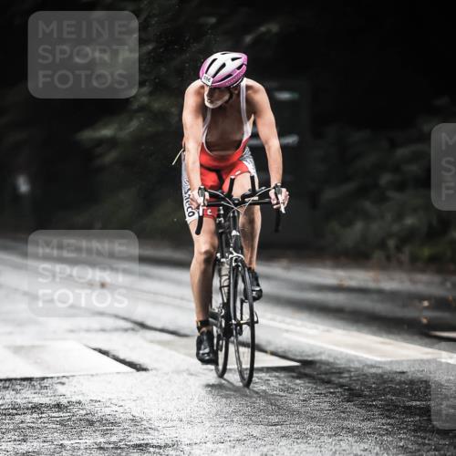 13.09.2026 - Stadtparktriathlon H.Heesch http://msf.ph/oto/10370823 13.09.2026 12:06:23 Radfahren 884, 886, 903, 998, 1007, 1025, 1045 meine-sportfotos.de