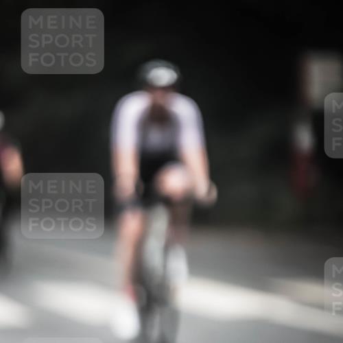 13.09.2026 - Stadtparktriathlon H.Heesch http://msf.ph/oto/10370876 13.09.2026 10:20:28 Radfahren 308, 334, 335, 381, 383, 385, 452 meine-sportfotos.de