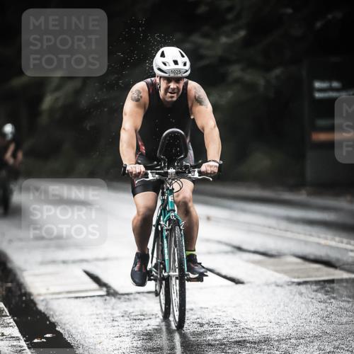 13.09.2026 - Stadtparktriathlon H.Heesch http://msf.ph/oto/10370879 13.09.2026 12:06:25 Radfahren 823, 886, 903, 911, 934, 998, 1007, 1025, 1045 meine-sportfotos.de