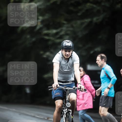 13.09.2026 - Stadtparktriathlon H.Heesch http://msf.ph/oto/10370888 13.09.2026 13:25:01 Radfahren 1412, 1437, 1509 meine-sportfotos.de